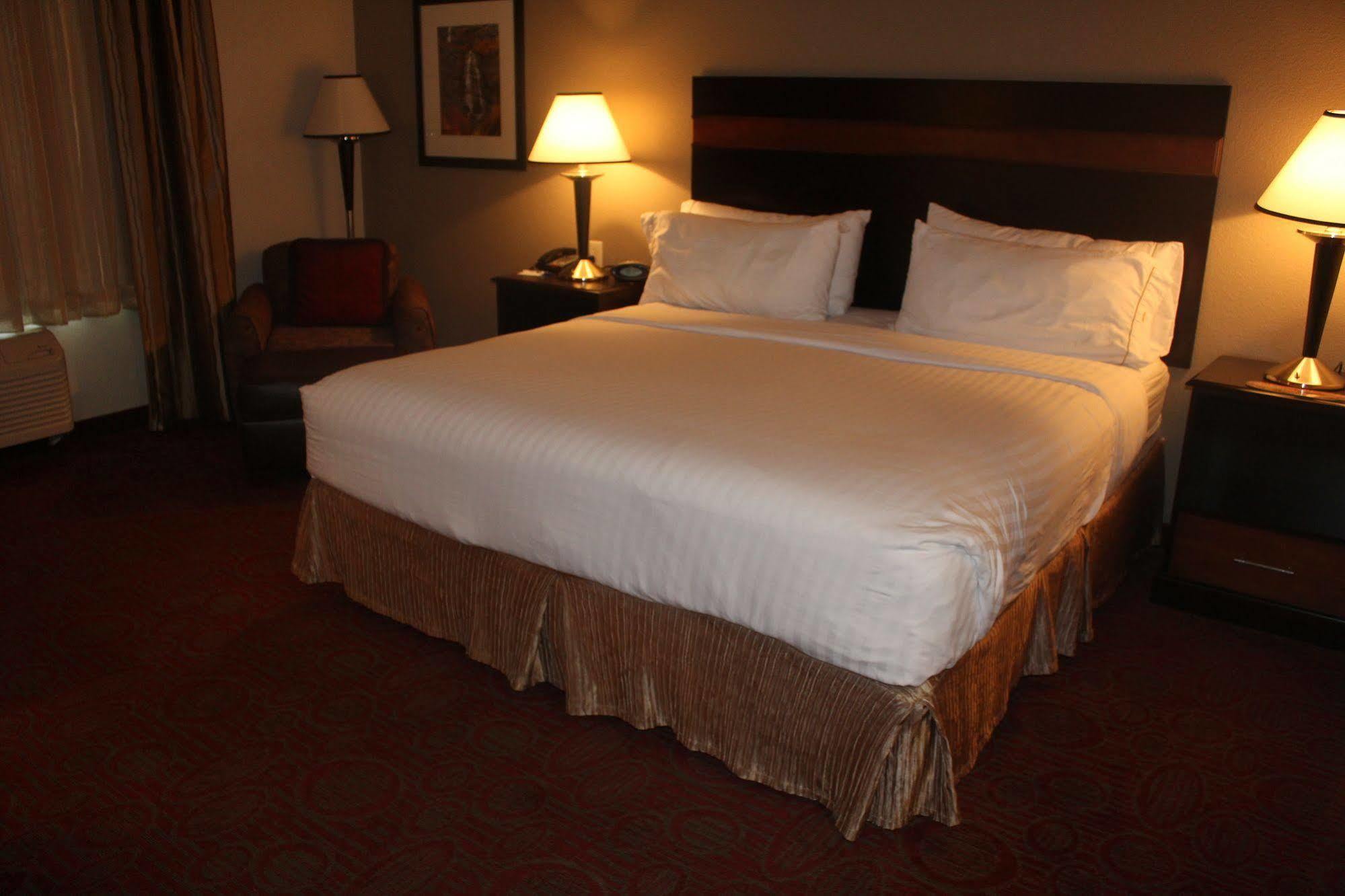 Holiday Inn Express & Suites Orem-North Provo אורם מראה חיצוני תמונה