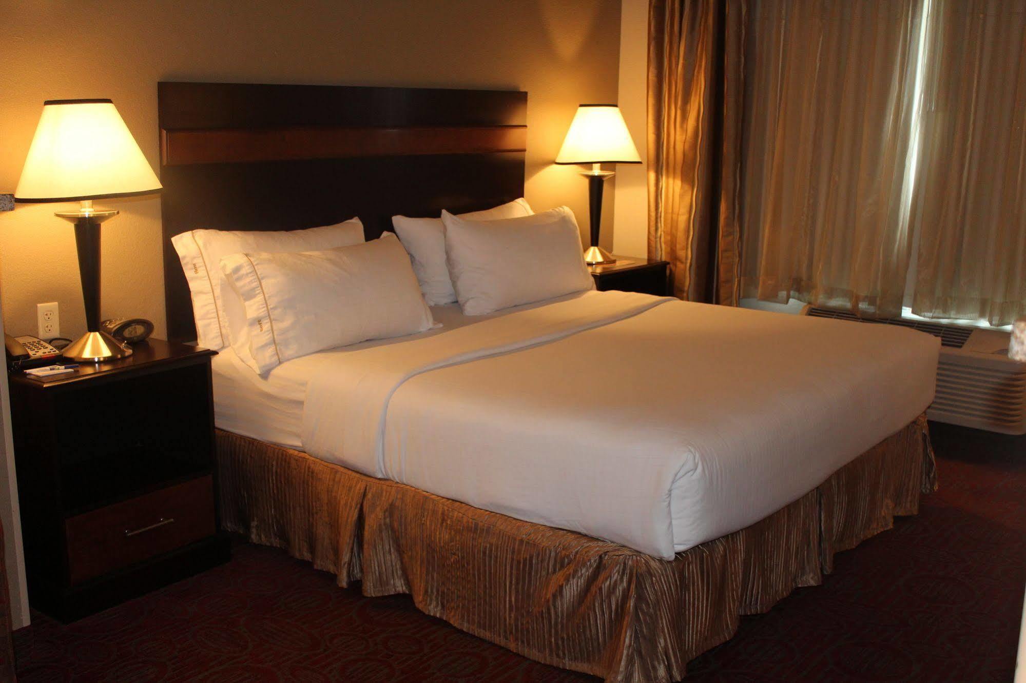 Holiday Inn Express & Suites Orem-North Provo אורם מראה חיצוני תמונה