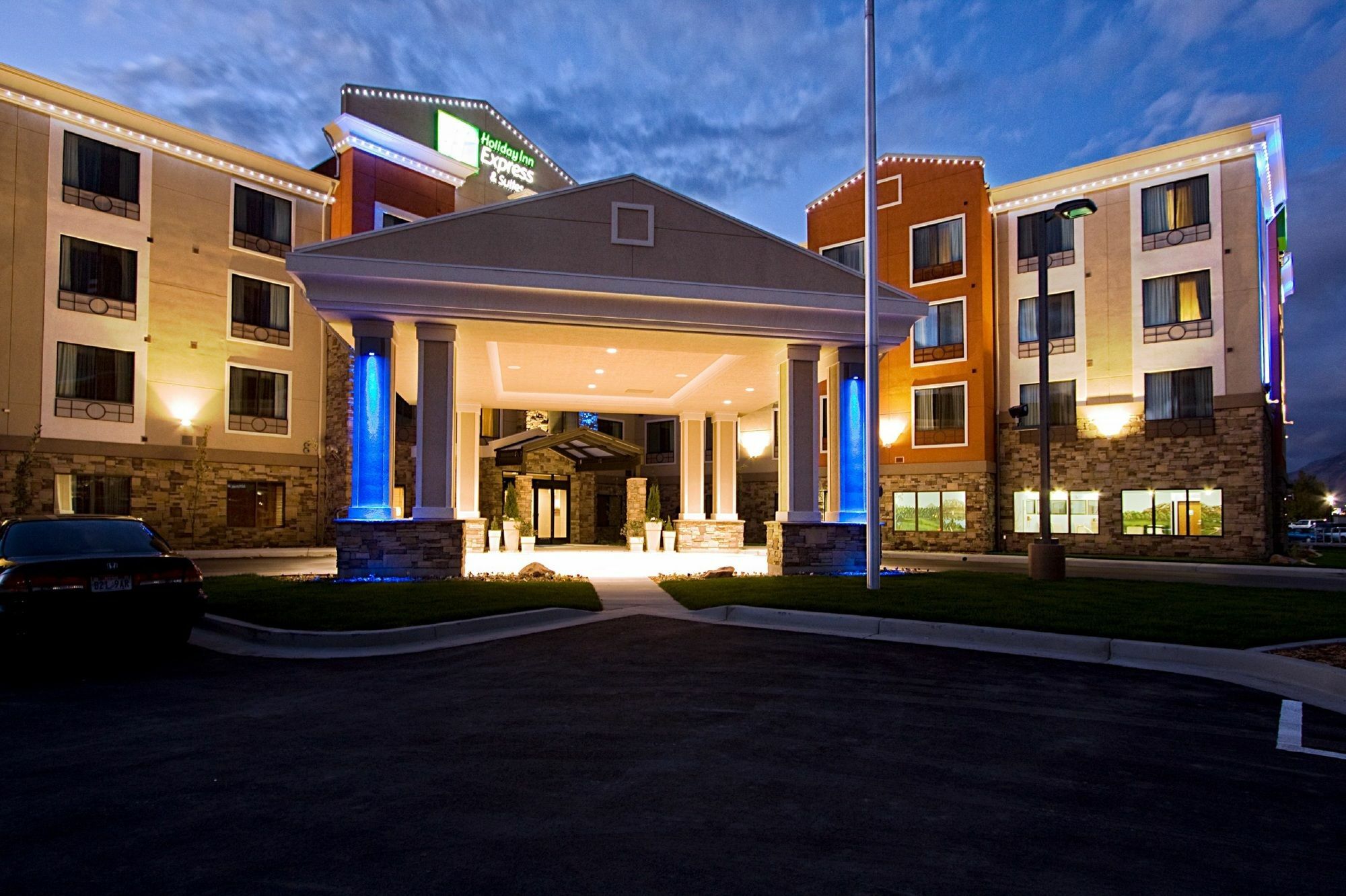 Holiday Inn Express & Suites Orem-North Provo אורם מראה חיצוני תמונה